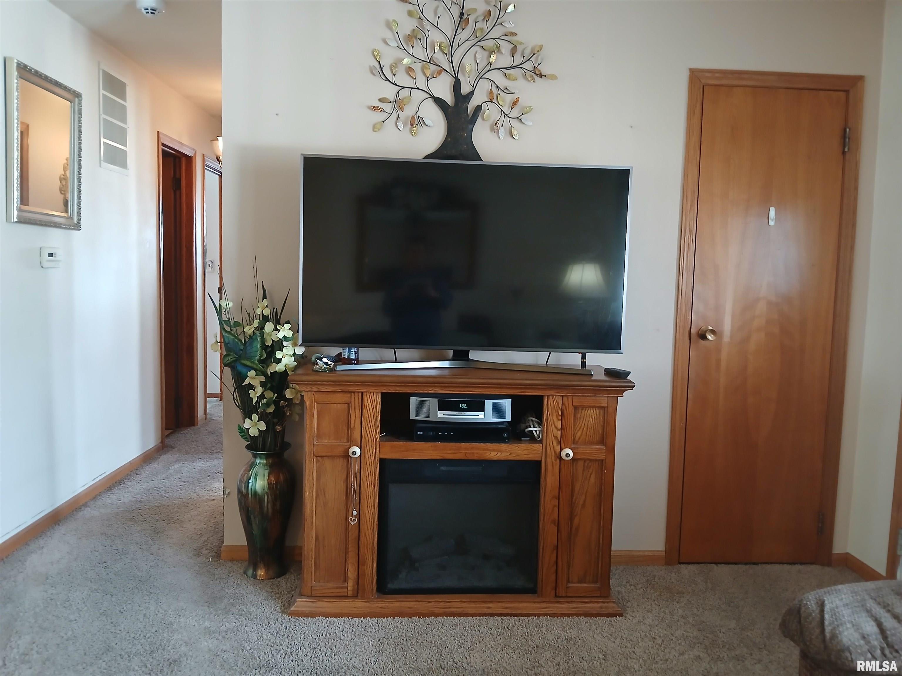 29 Melody Lane Springfield, IL 62702 - Photo 9 of 34