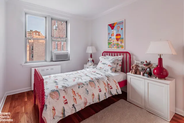 $625,000 | 143 Bennett Avenue, Unit 5L | Hudson Heights