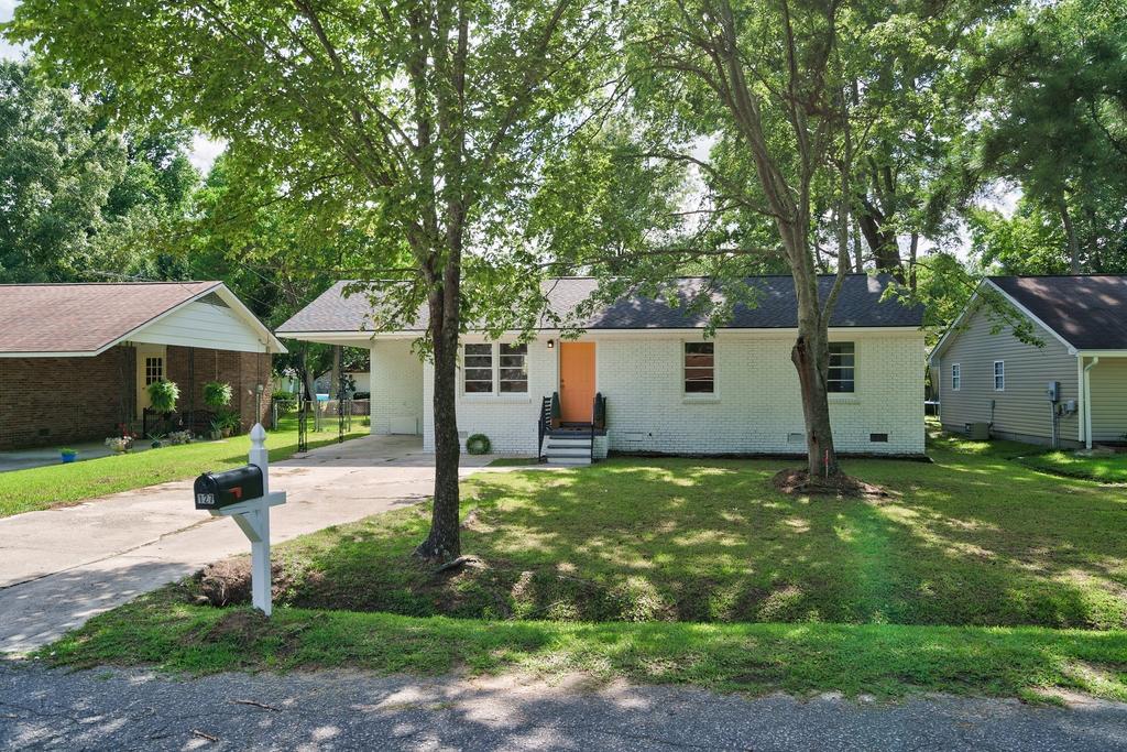 127 Englewood Road Goose Creek, SC 29445 - Photo 2 of 22 45