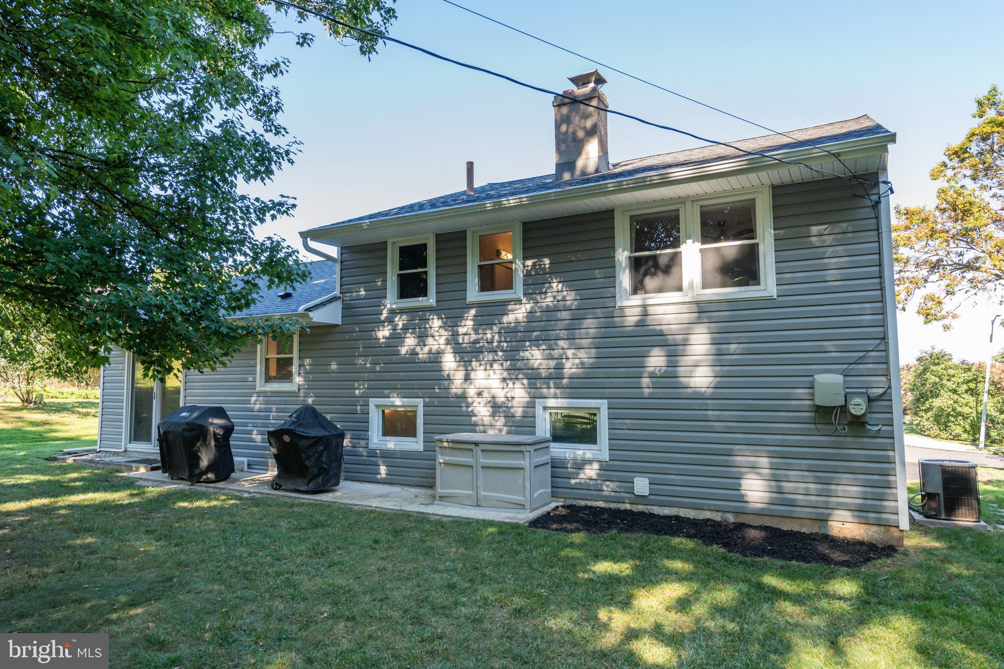 218 Preston Road Flourtown, PA 19031 - Photo 28 of 41 New Siding and Windows. Room to Add On