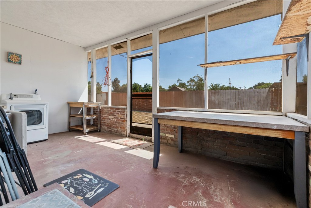1510 High Street Atwater, CA 95301 - Photo 19 of 27 a room with furniture and a fireplace