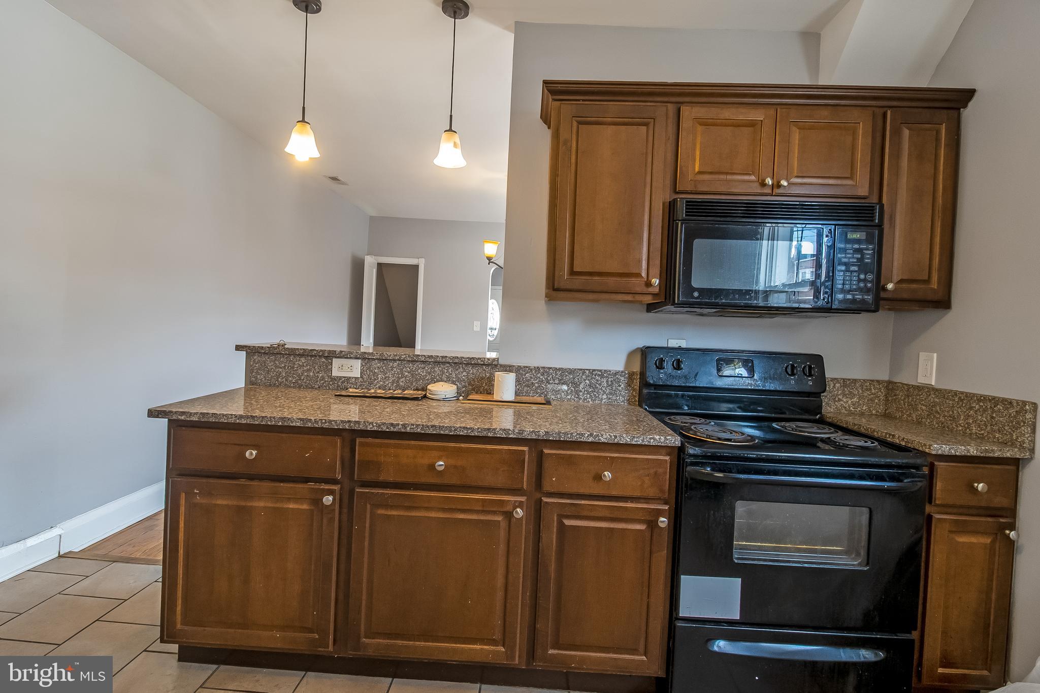 3901 Colborne Road Baltimore, MD 21229 - Photo 8 of 23