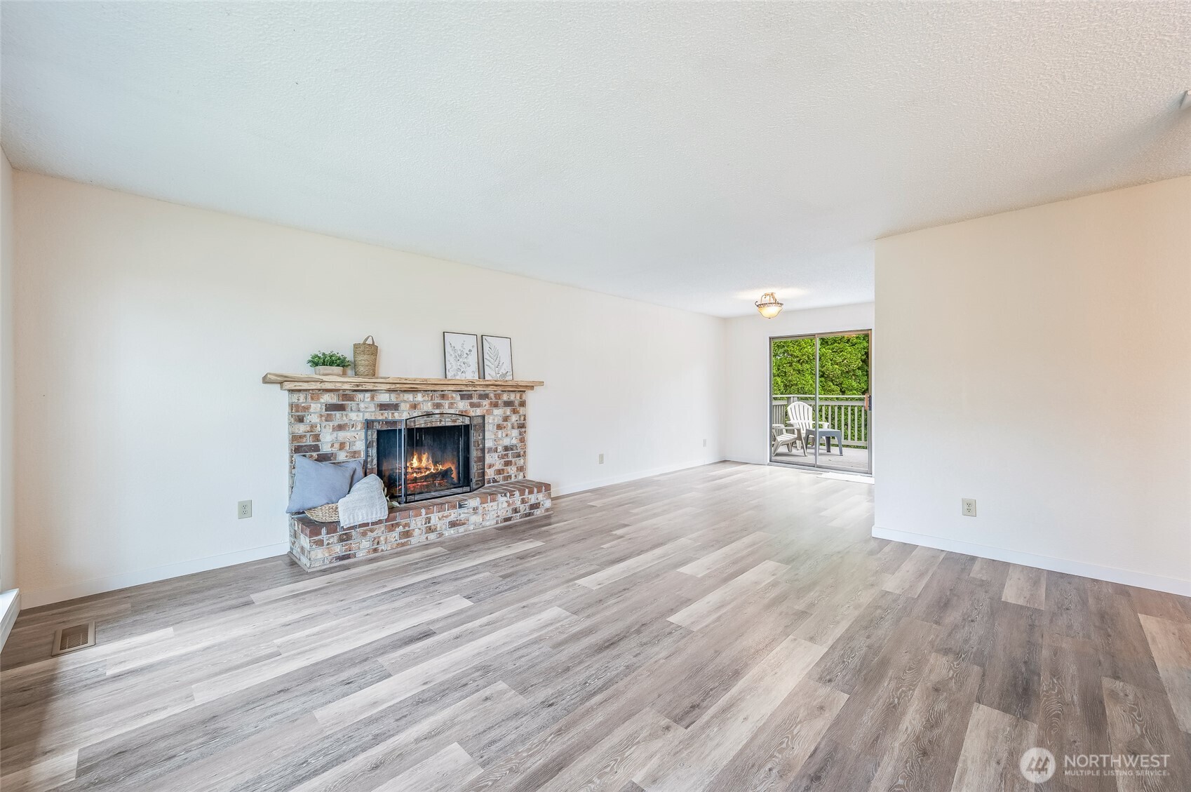 1312 Fourth Street Wenatchee, WA 98801 - Photo 10 of 34