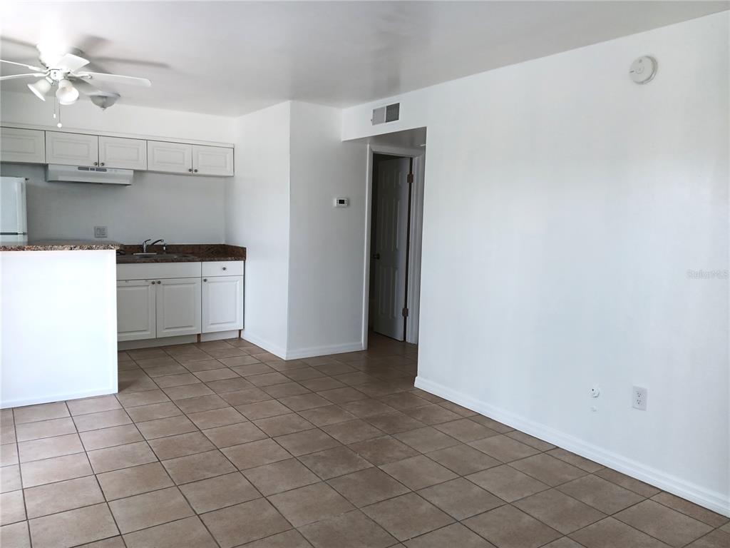885 Beltrees Street, Unit 7 Dunedin, FL 34698 - Photo 2 of 11