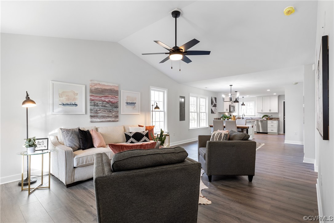 47 Rodman Road Richmond, VA 23224 - Photo 4 of 39 Gallery Image 4
