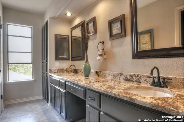 $2,300 | 4411 Western Pine Woods, San Antonio, TX 78249