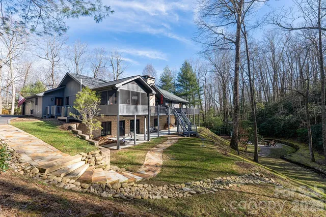 $1,245,000 | 229 Greenleaf Drive, Flat Rock, NC 28731