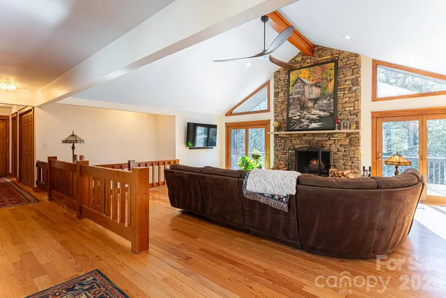 $1,245,000 | 229 Greenleaf Drive, Flat Rock, NC 28731