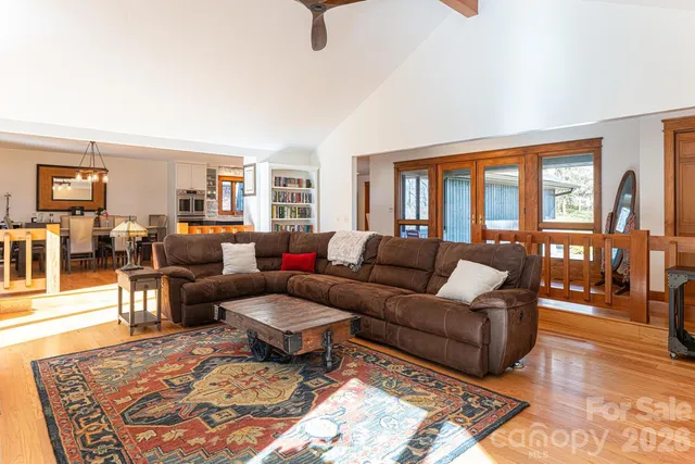 $1,245,000 | 229 Greenleaf Drive, Flat Rock, NC 28731