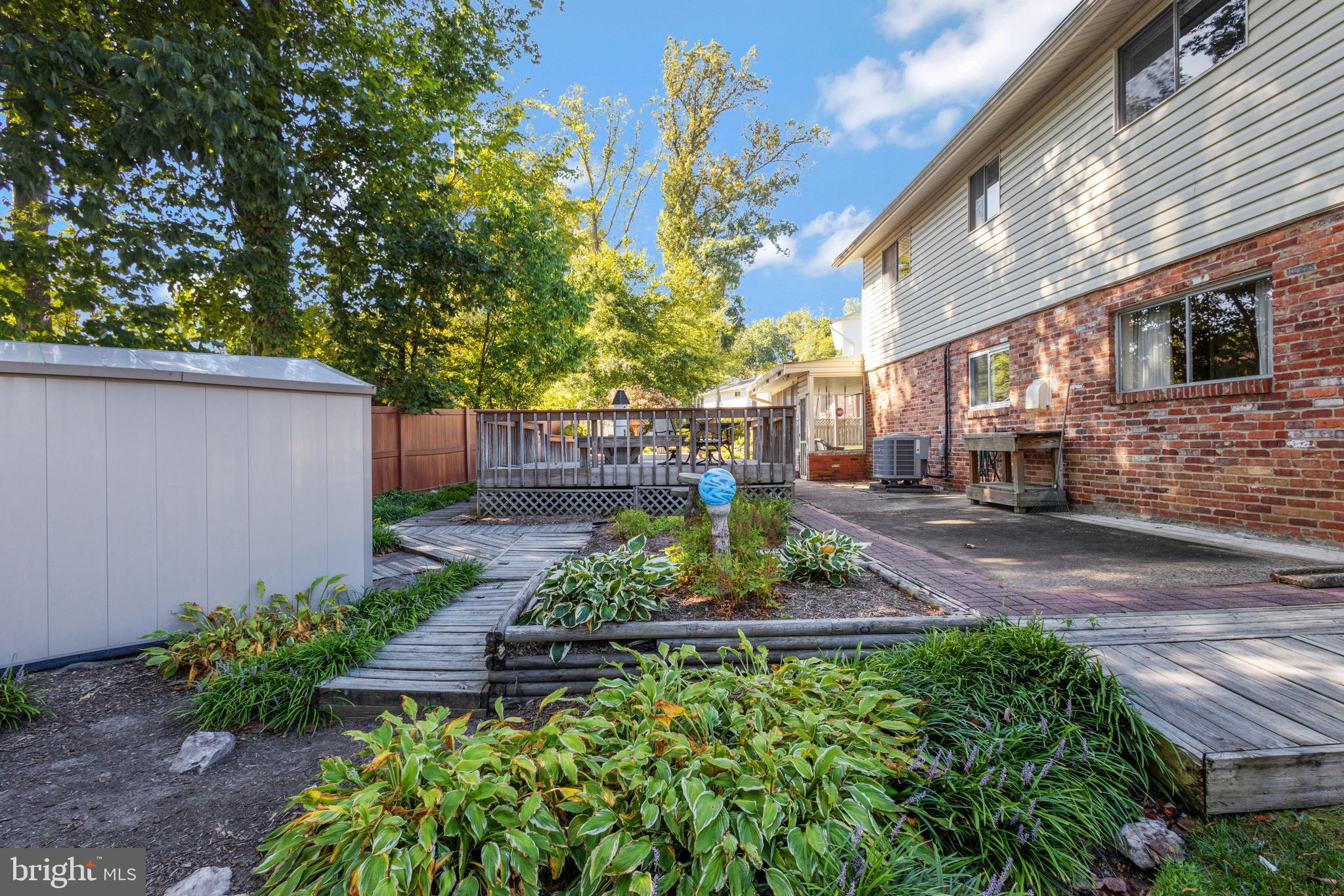 8905 Victoria Road Springfield, VA 22151 - Photo 40 of 47