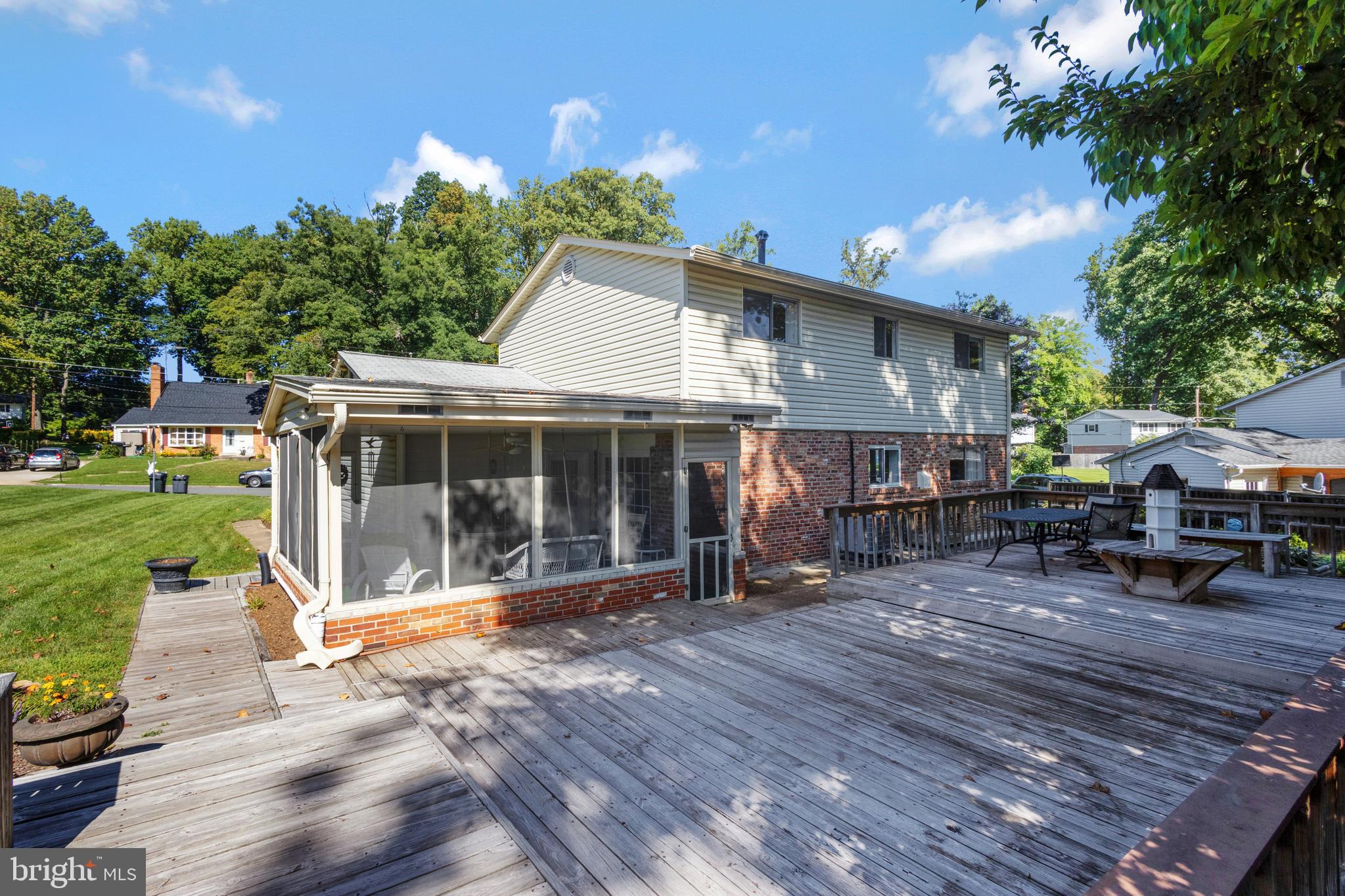 8905 Victoria Road Springfield, VA 22151 - Photo 44 of 47