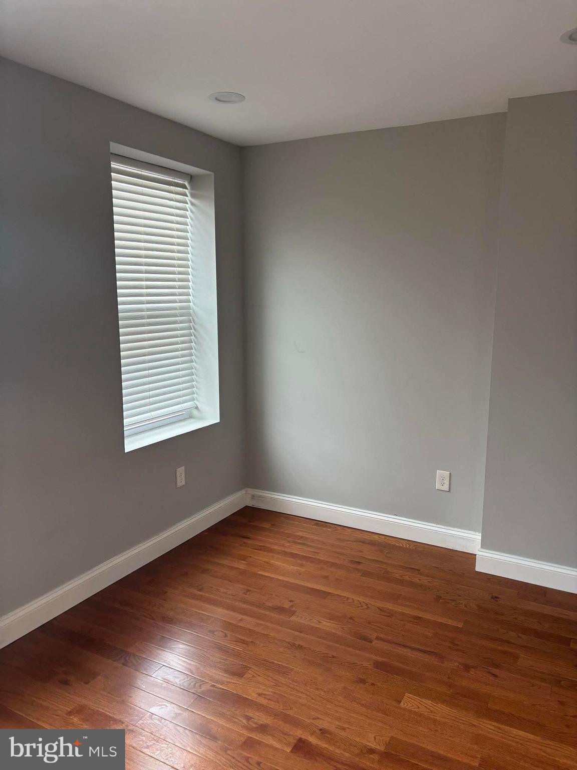 411 Robert Street Baltimore, MD 21217 - Photo 15 of 18