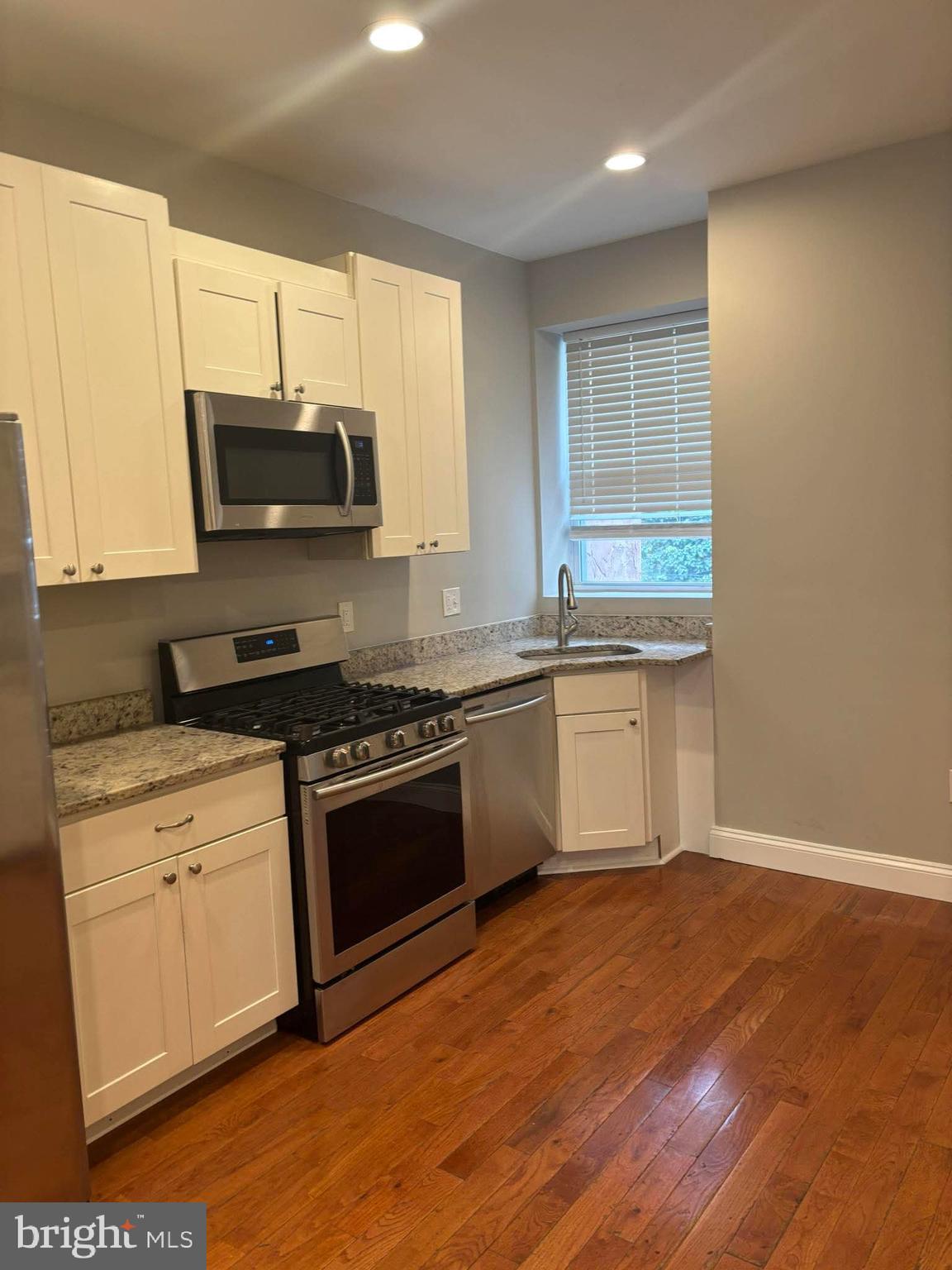 411 Robert Street Baltimore, MD 21217 - Photo 5 of 18