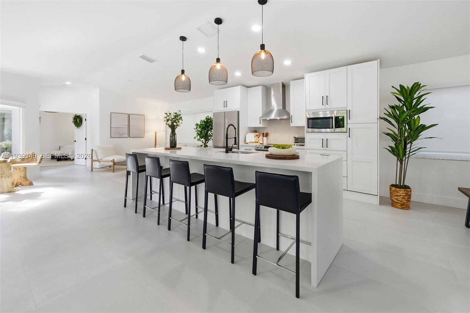 3700 Justison Road Miami, FL 33133 - Photo 11 of 33