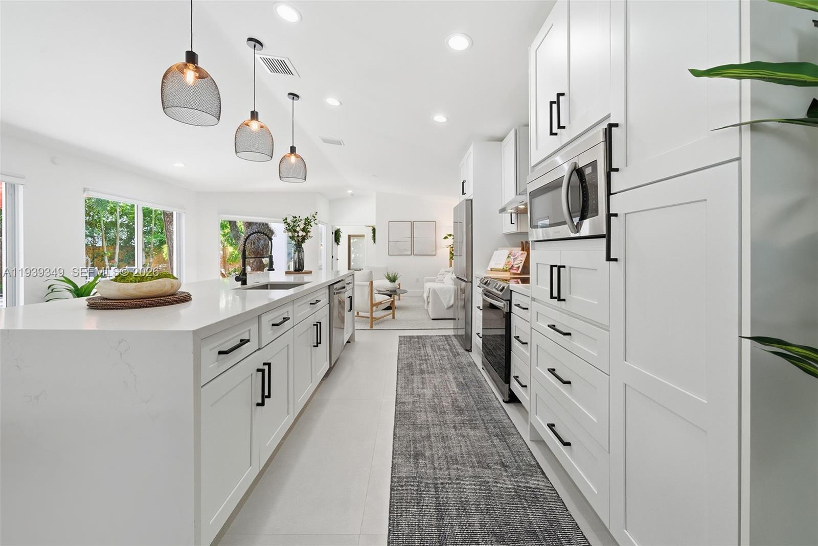 3700 Justison Road Miami, FL 33133 - Photo 16 of 33