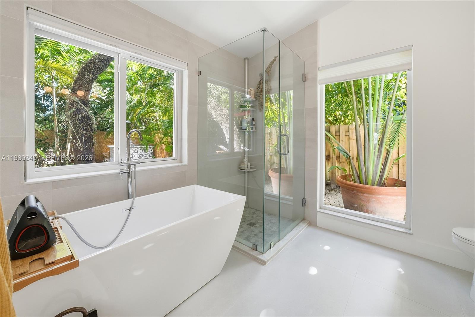 3700 Justison Road Miami, FL 33133 - Photo 26 of 33