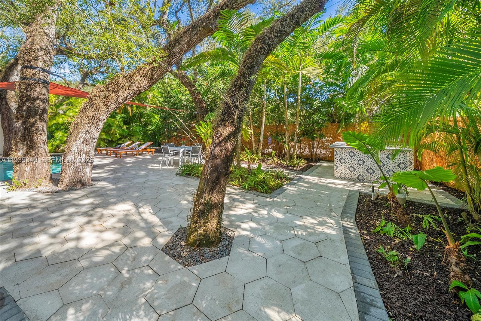 3700 Justison Road Miami, FL 33133 - Photo 31 of 33