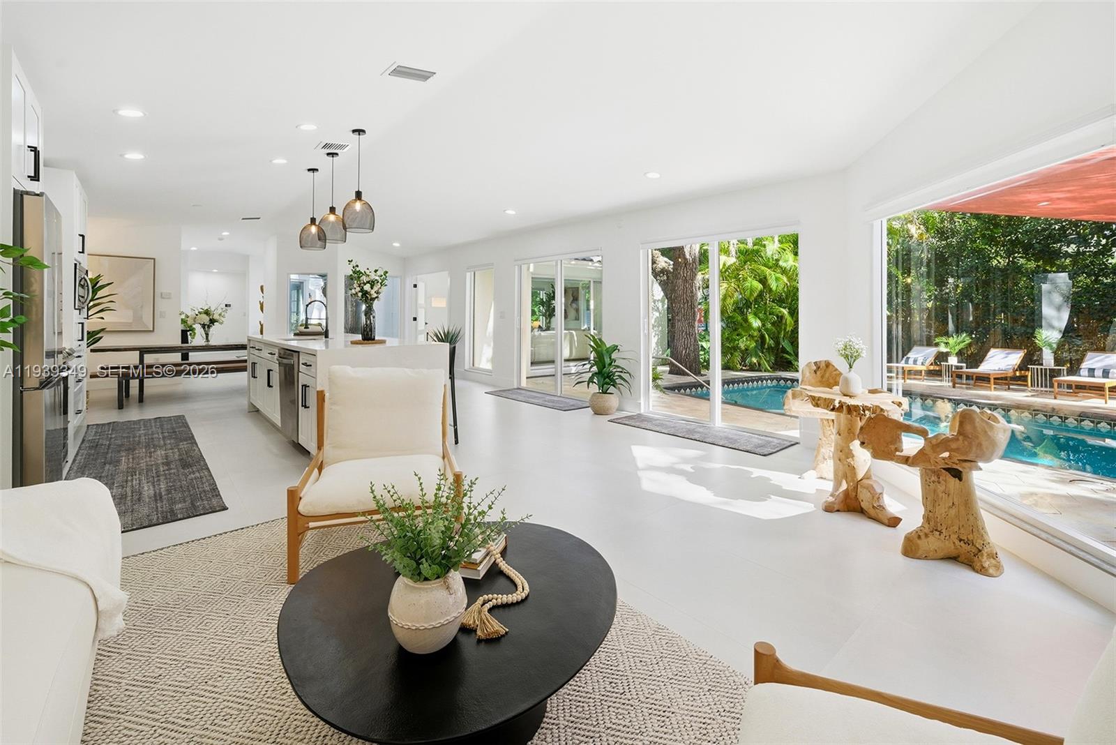 3700 Justison Road Miami, FL 33133 - Photo 7 of 33