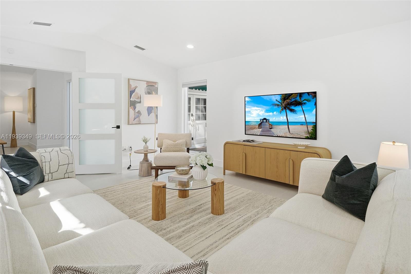 3700 Justison Road Miami, FL 33133 - Photo 9 of 33