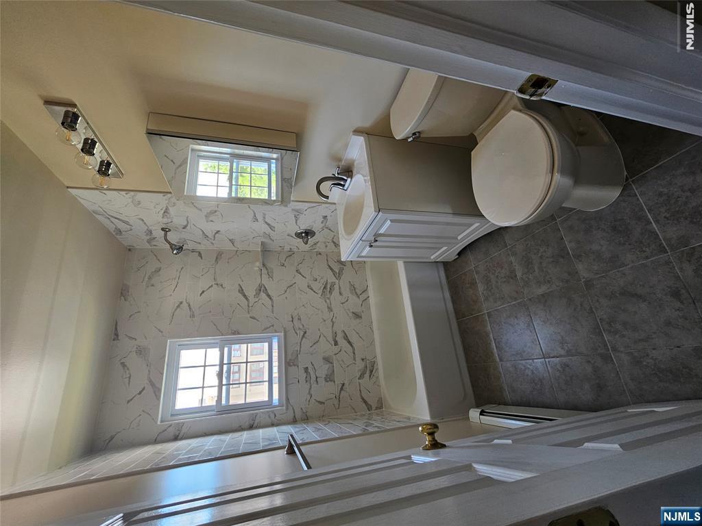 250 Rochelle Avenue, Unit A2 Rochelle Park, NJ 07662 - Photo 9 of 11