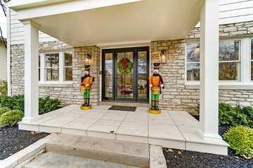 2272 Tremont Road Upper Arlington, OH 43221 - Photo 2 of 81