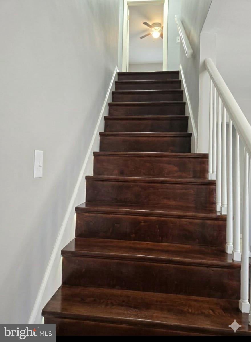 110 High Street Hamilton, NJ 08611 - Photo 12 of 30 a view of entryway