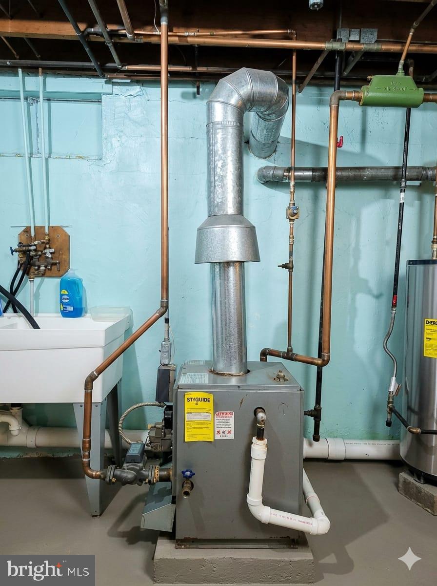 110 High Street Hamilton, NJ 08611 - Photo 25 of 30 a view of storage and utility room