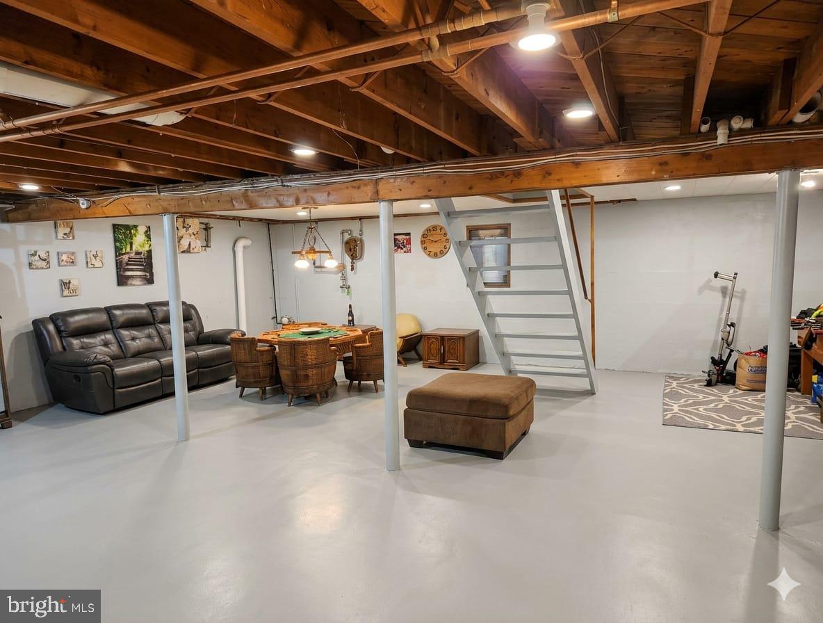 110 High Street Hamilton, NJ 08611 - Photo 26 of 29 a view of car garage