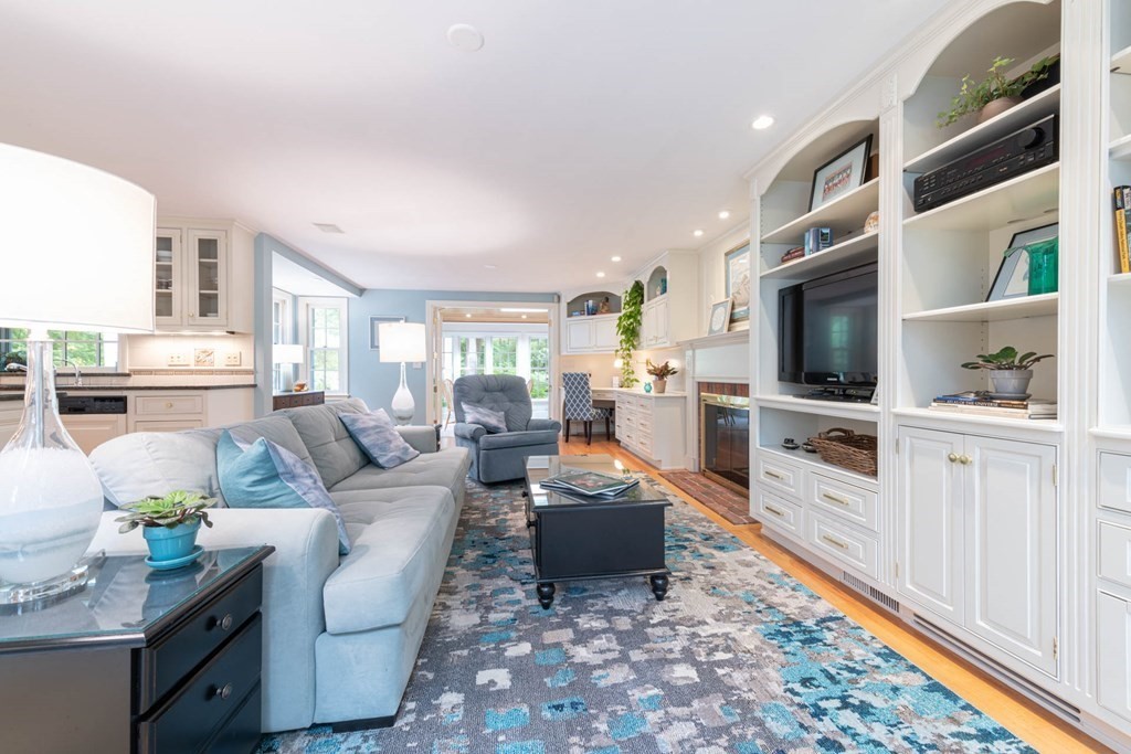 58 Juniper Road Weston, MA 02493 - Photo 20 of 42