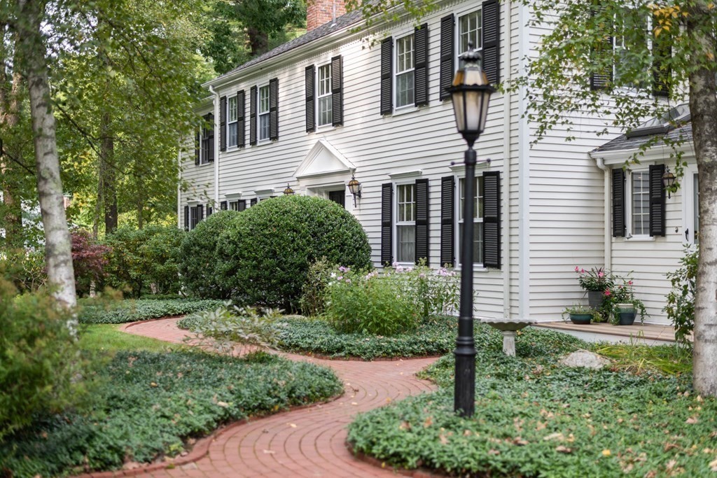 58 Juniper Road Weston, MA 02493 - Photo 2 of 42