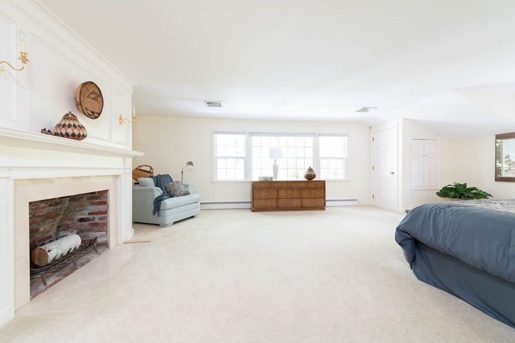 58 Juniper Road Weston, MA 02493 - Photo 25 of 42