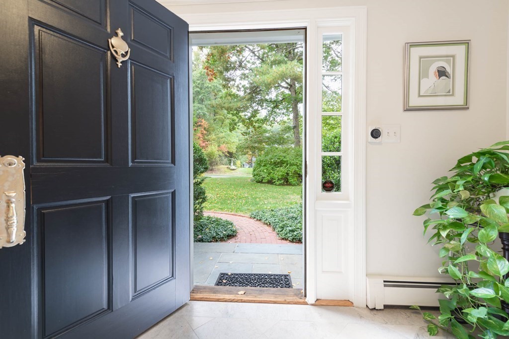 58 Juniper Road Weston, MA 02493 - Photo 6 of 42