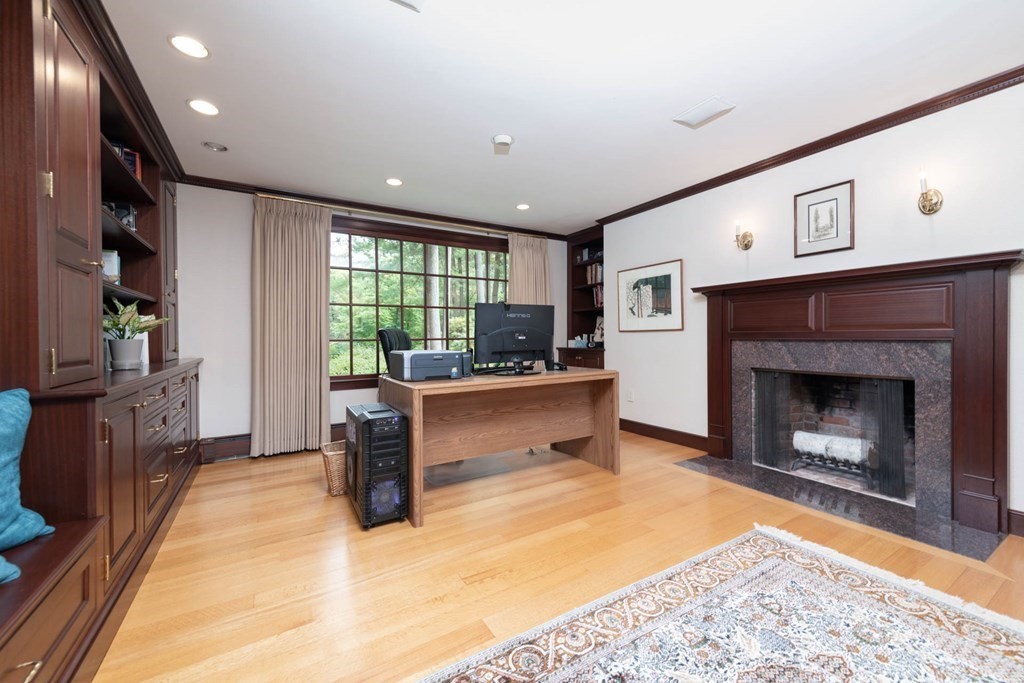 58 Juniper Road Weston, MA 02493 - Photo 9 of 42