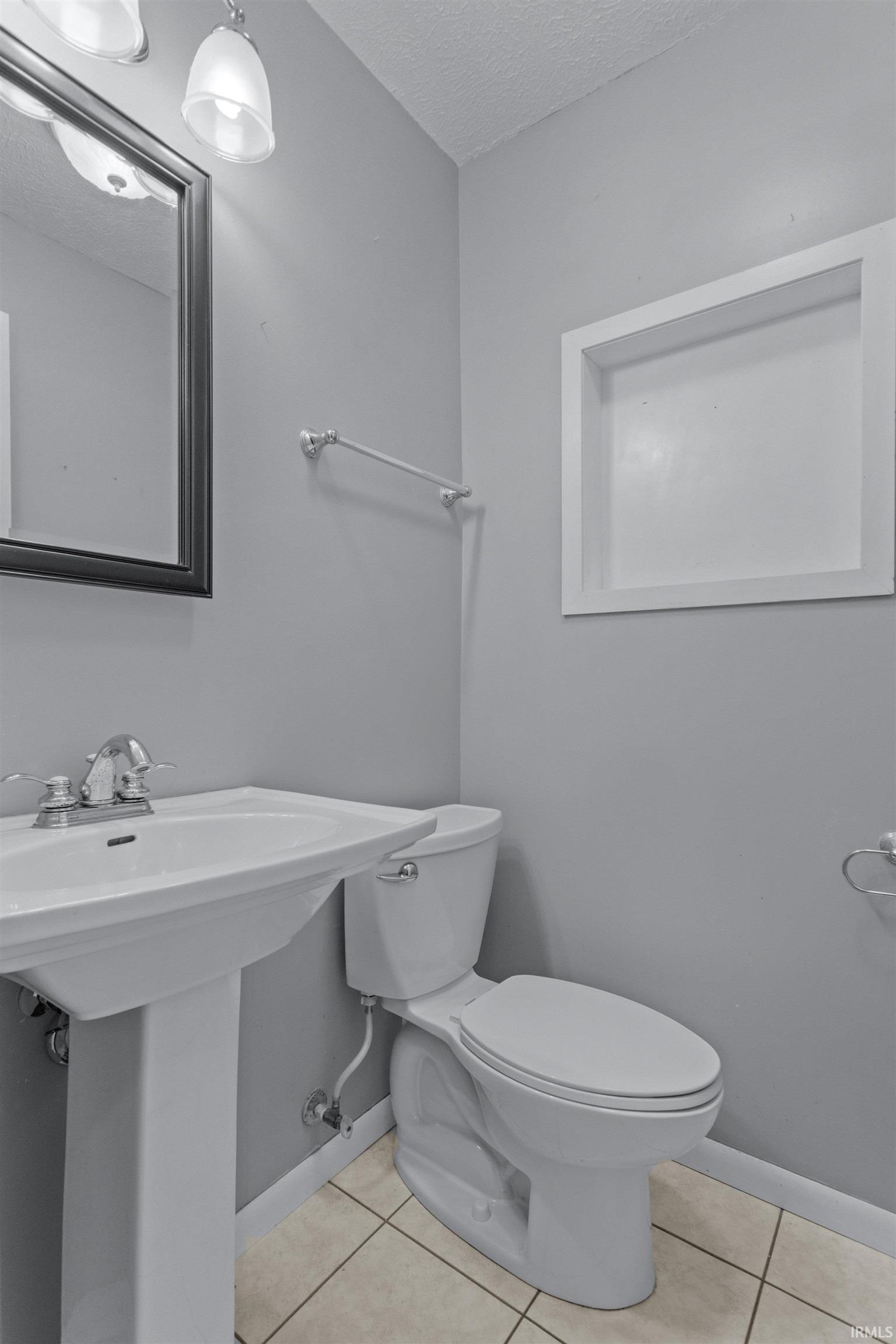 393 South Ew Road Kokomo, IN 46902 - Photo 19 of 19 Gallery Image 19