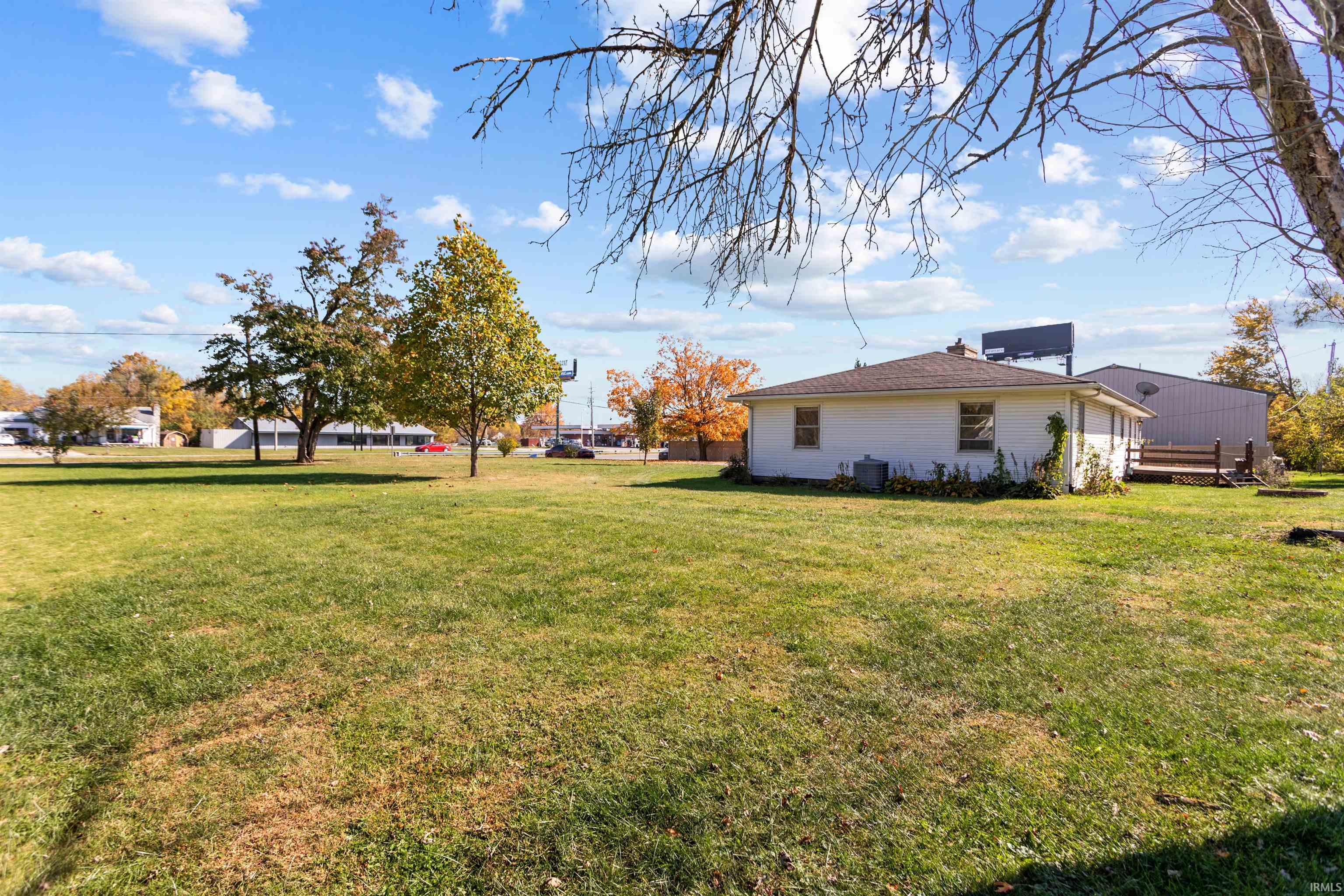 393 South Ew Road Kokomo, IN 46902 - Photo 3 of 19 Gallery Image 3
