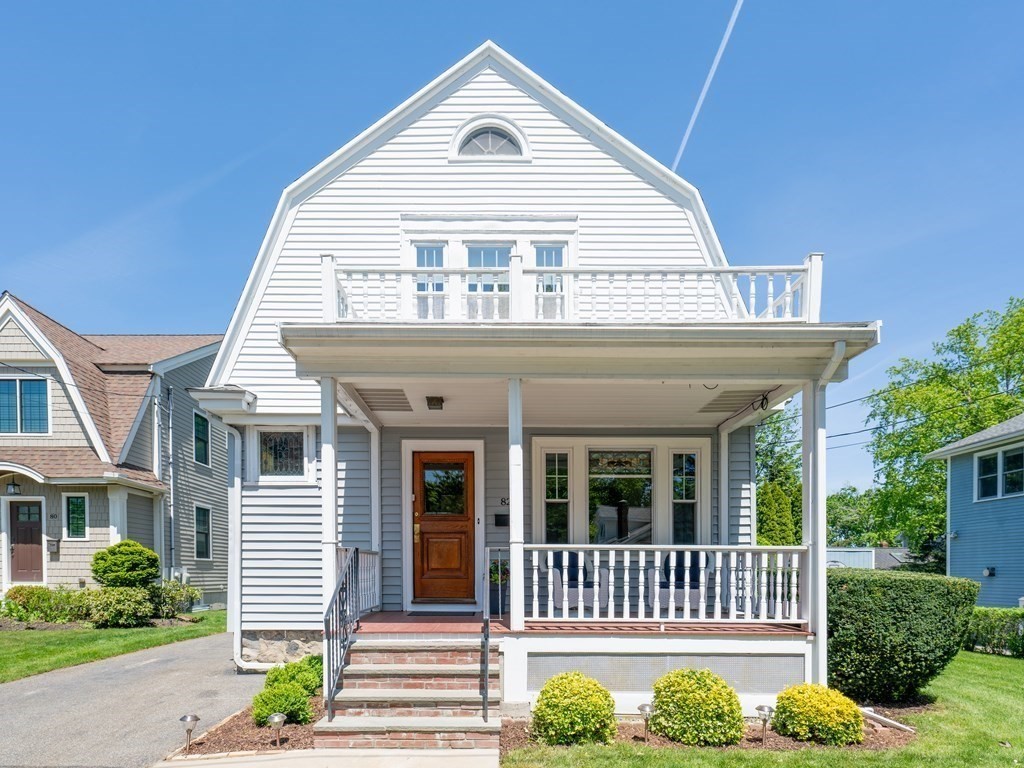 82 Oak Street Lexington, MA 02421 - Photo 23 of 31 a view of a white house