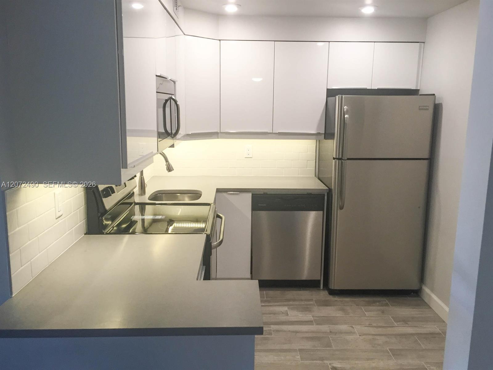 470 Northwest 20th Street, Unit 201 Boca Raton, FL 33431 - Photo 2 of 15 Gallery Image 2