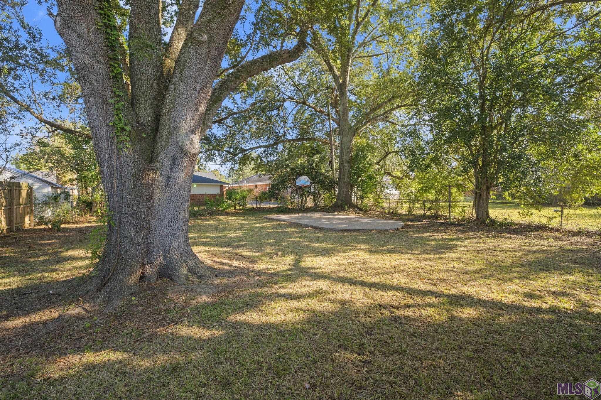 8935 Rickwood Drive Baton Rouge, LA 70810 - Photo 16 of 23