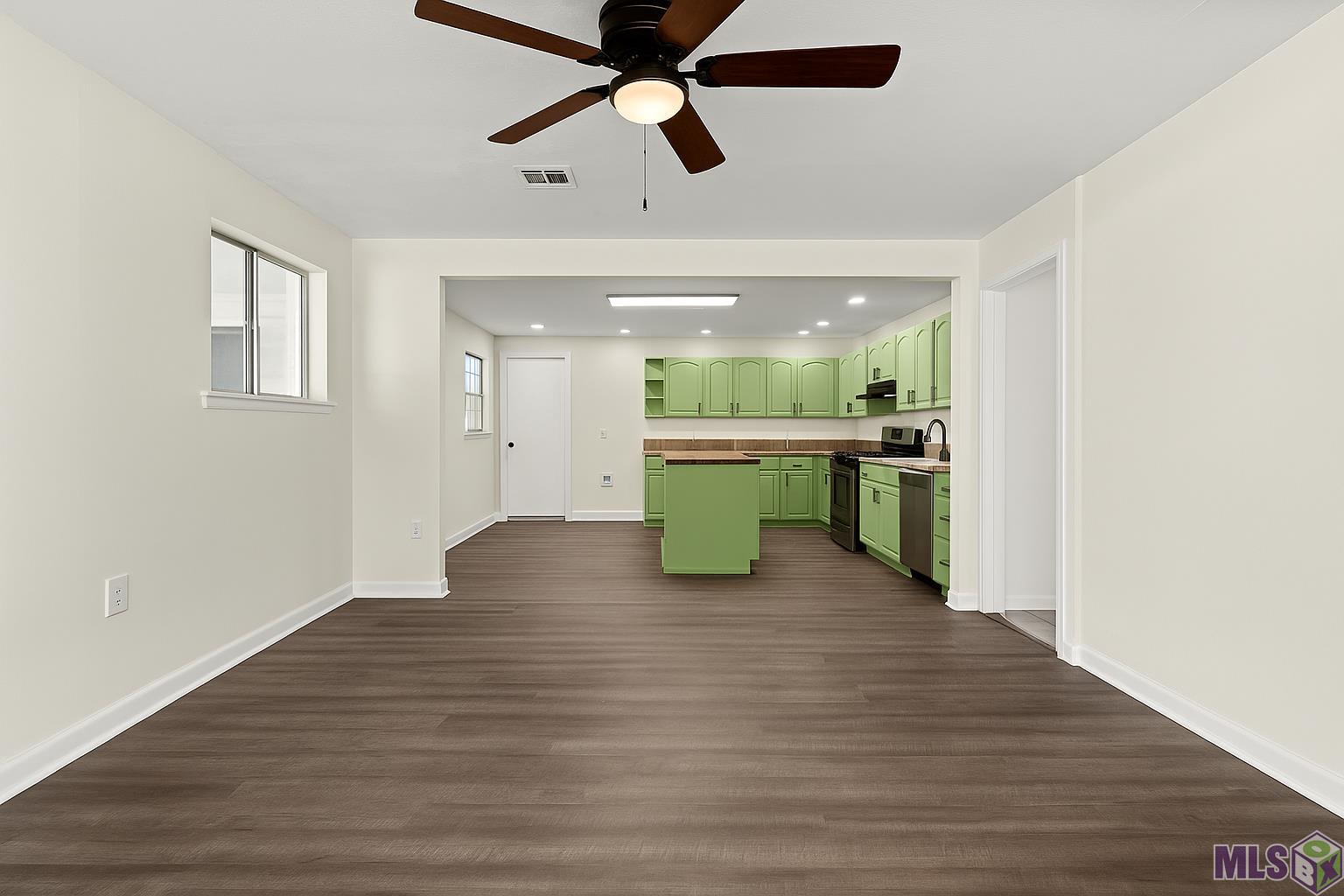 8935 Rickwood Drive Baton Rouge, LA 70810 - Photo 5 of 23