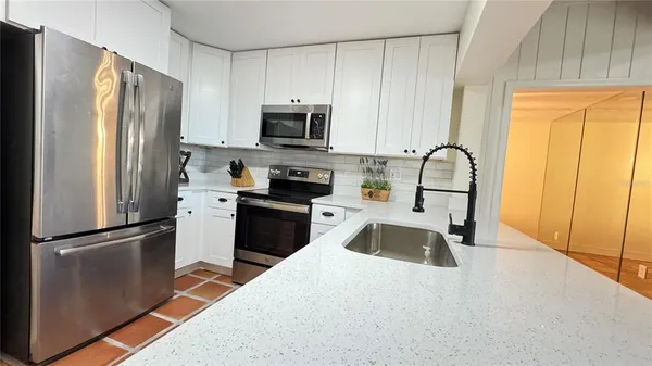 $3,400 | 10380 Tangelo Road, Seminole, FL 33772