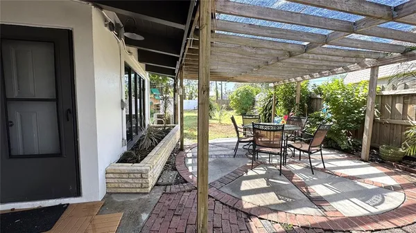 $3,400 | 10380 Tangelo Road, Seminole, FL 33772