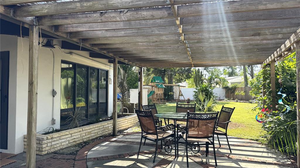 10380 Tangelo Road Seminole, FL 33772 - Photo 35 of 38