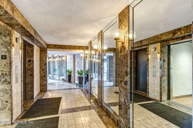 $375,000 | 4401 Lakeside Drive, Unit 201, Jacksonville, FL 32210