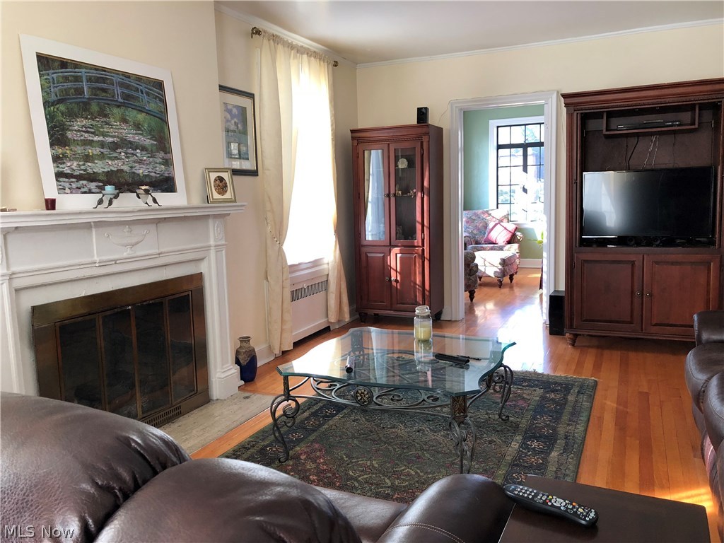 16217 Cleviden Road Cleveland, OH 44112 - Photo 9 of 29