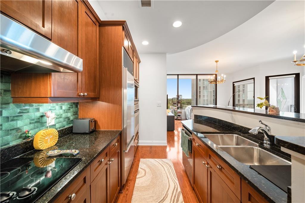 2828 Peachtree Road Northwest, Unit 1204 Atlanta, GA 30305 - Photo 14 of 48