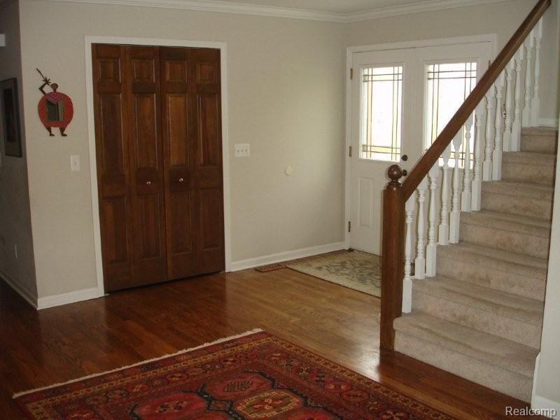 3566 Summit Ridge Drive Rochester, MI 48306 - Photo 6 of 25 Large Foyer (2)