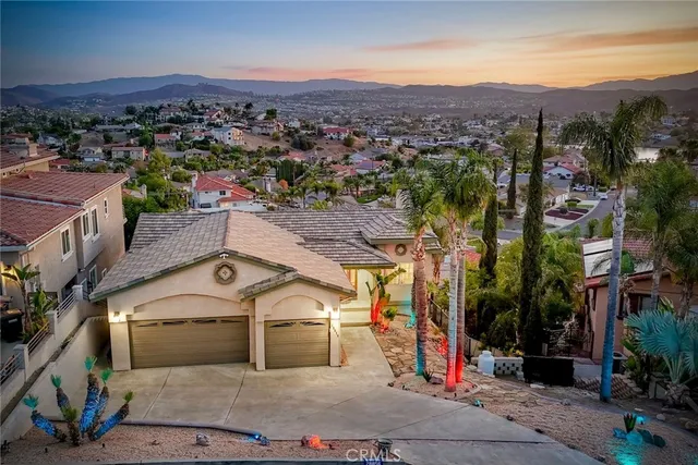 $849,000 | 28856 Yosemite Place, Canyon Lake, CA 92587