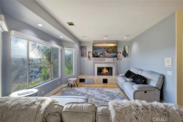 $849,000 | 28856 Yosemite Place, Canyon Lake, CA 92587