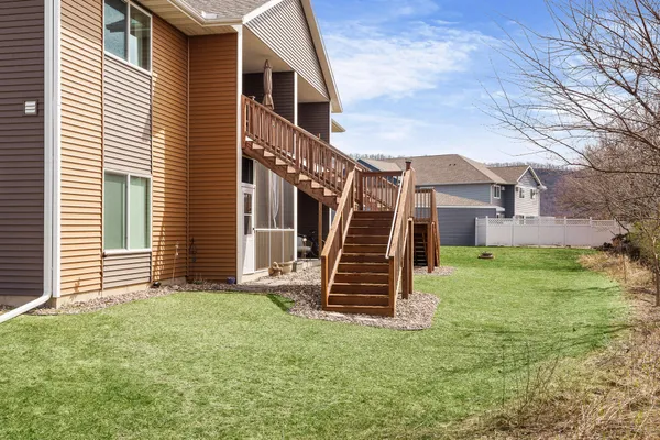 $255,900 | 3808 Sunnyside Drive West, La Crosse, WI 54601