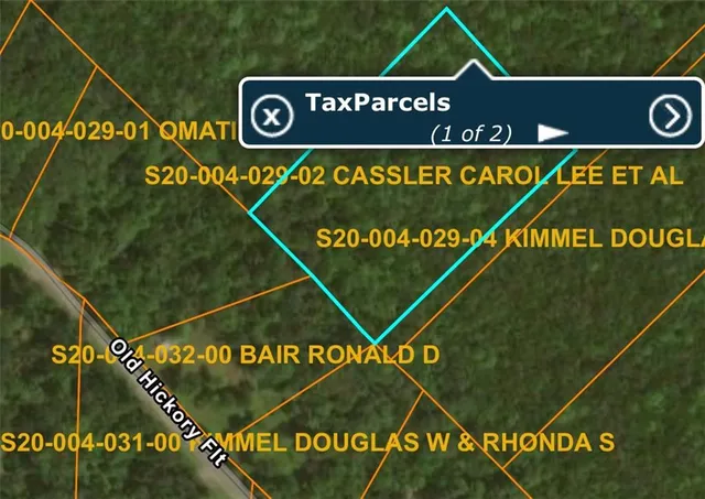 a view of a tennis court